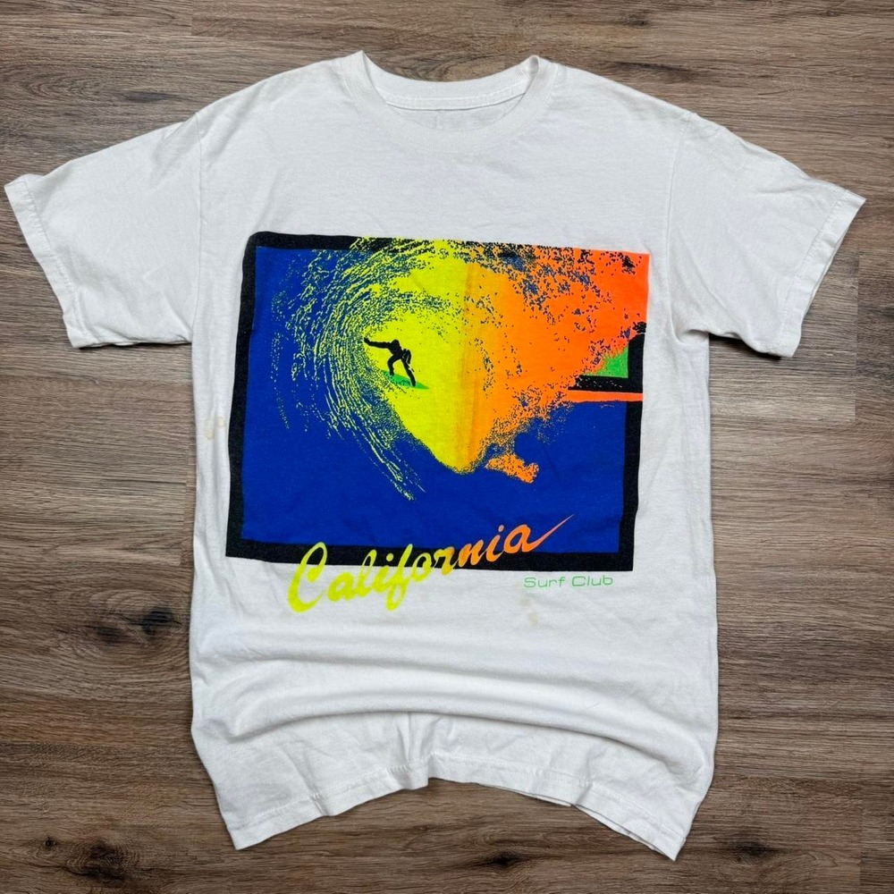 vintage 90s white california surf club surfwear graphic tee